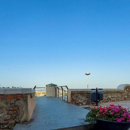 Tiny House Bed & Breakfast Termoli Bagian luar foto
