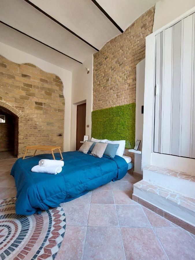 Tiny House Bed & Breakfast Termoli Bagian luar foto