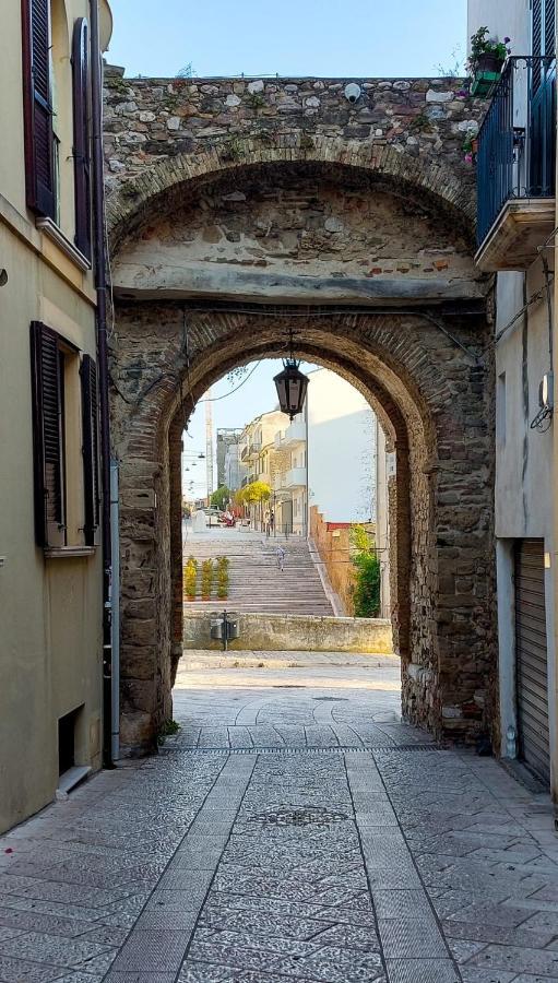 Tiny House Bed & Breakfast Termoli Bagian luar foto